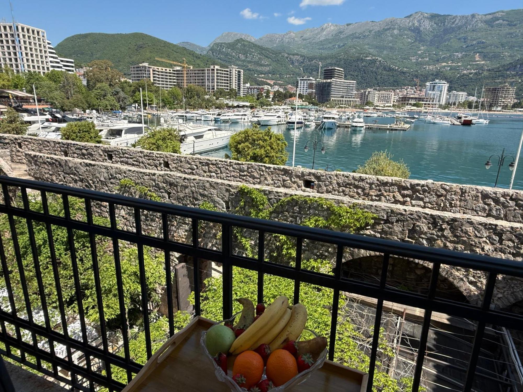 Aleksic Old Town * Budva